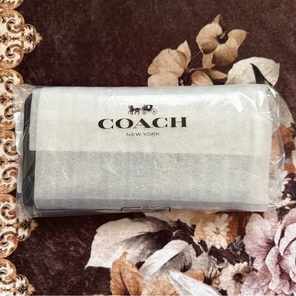 COACH Embossed Signature Leather Accordion Black Gunmetal Zip Around Wallet NWT - Picture 2 of 12